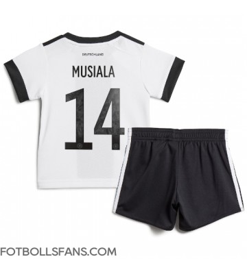 Tyskland Jamal Musiala #14 Replika Hemmatröja Barn VM 2022 Kortärmad (+ Korta byxor)